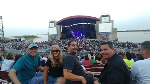 Counting Crows: 25 Years and Counting & Live