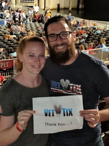 Counting Crows: 25 Years and Counting & Live