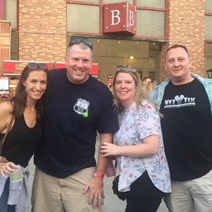 Counting Crows: 25 Years and Counting & Live