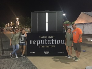 Dennis Estrada attended Taylor Swift Reputation Stadium Tour - Pop on Oct 5th 2018 via VetTix 