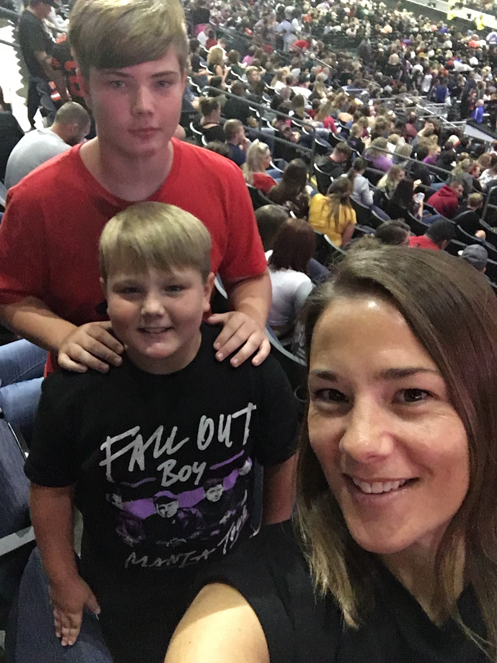 Fall Out Boy: the M a N I a Tour With Machine Gun Kelly - Alternative Rock