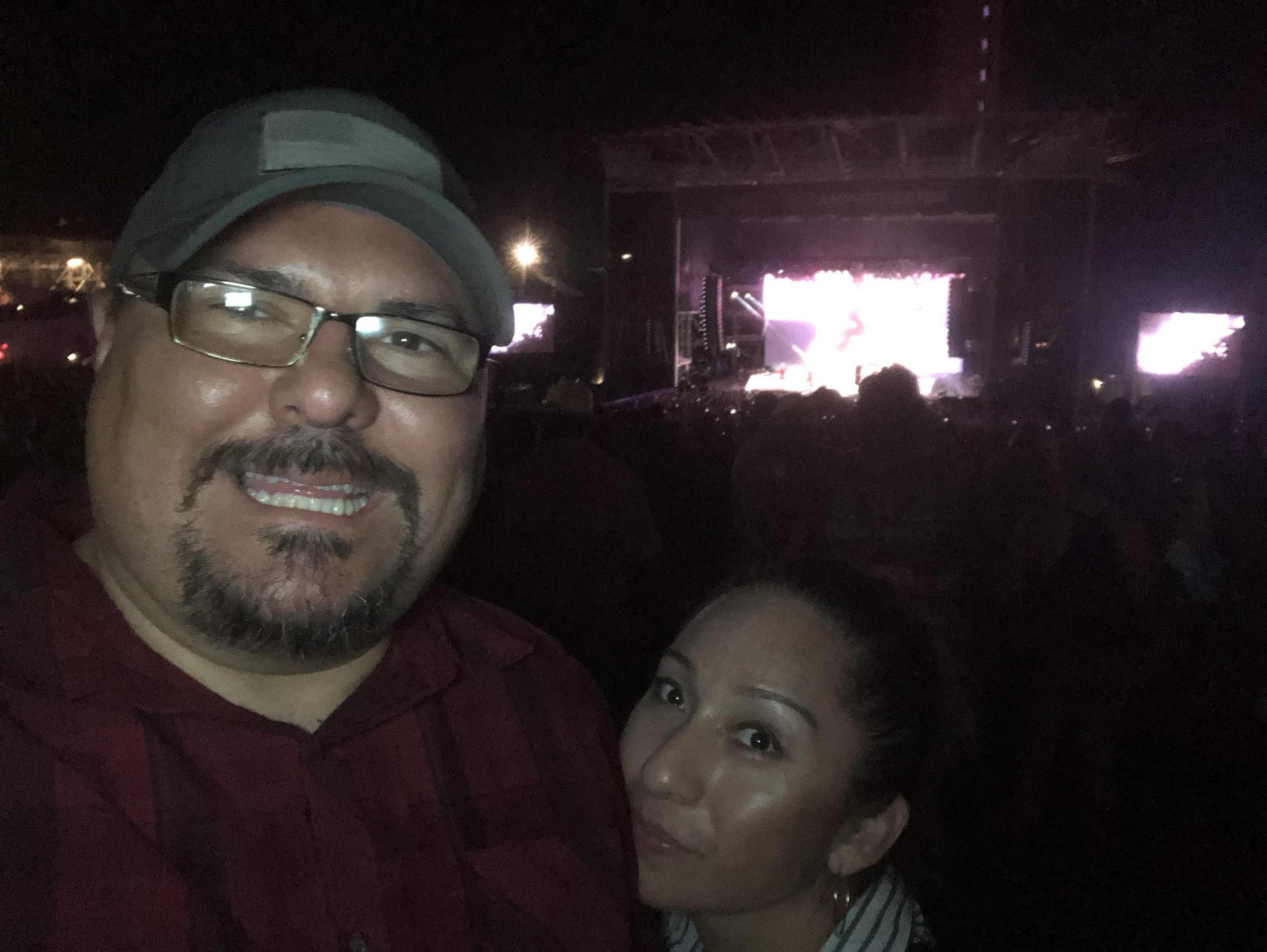 Dierks Bentley Mountain High Tour 2018 - Country