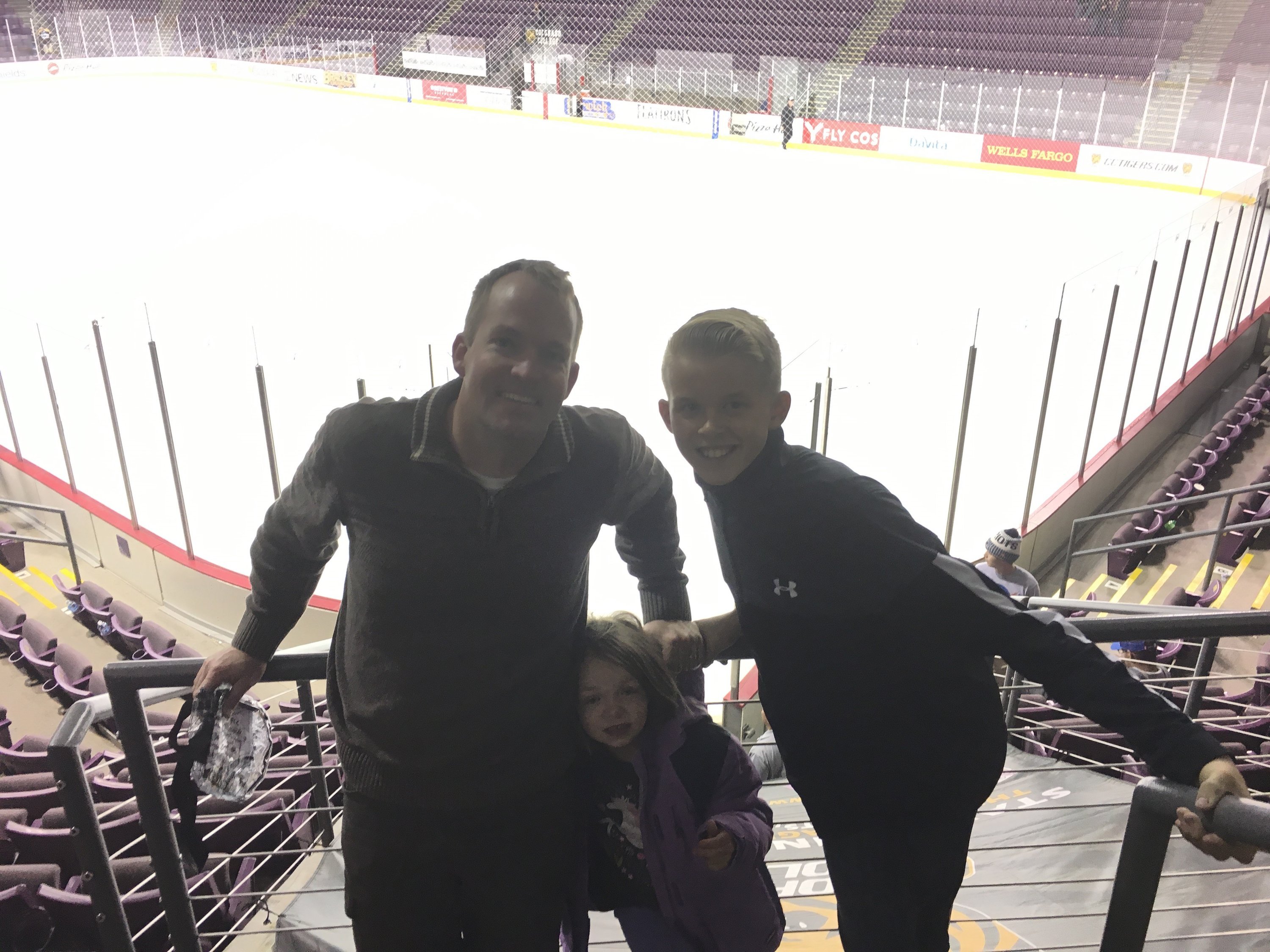 Colorado College Tigers vs. New Hampshire - NCAA Hockey
