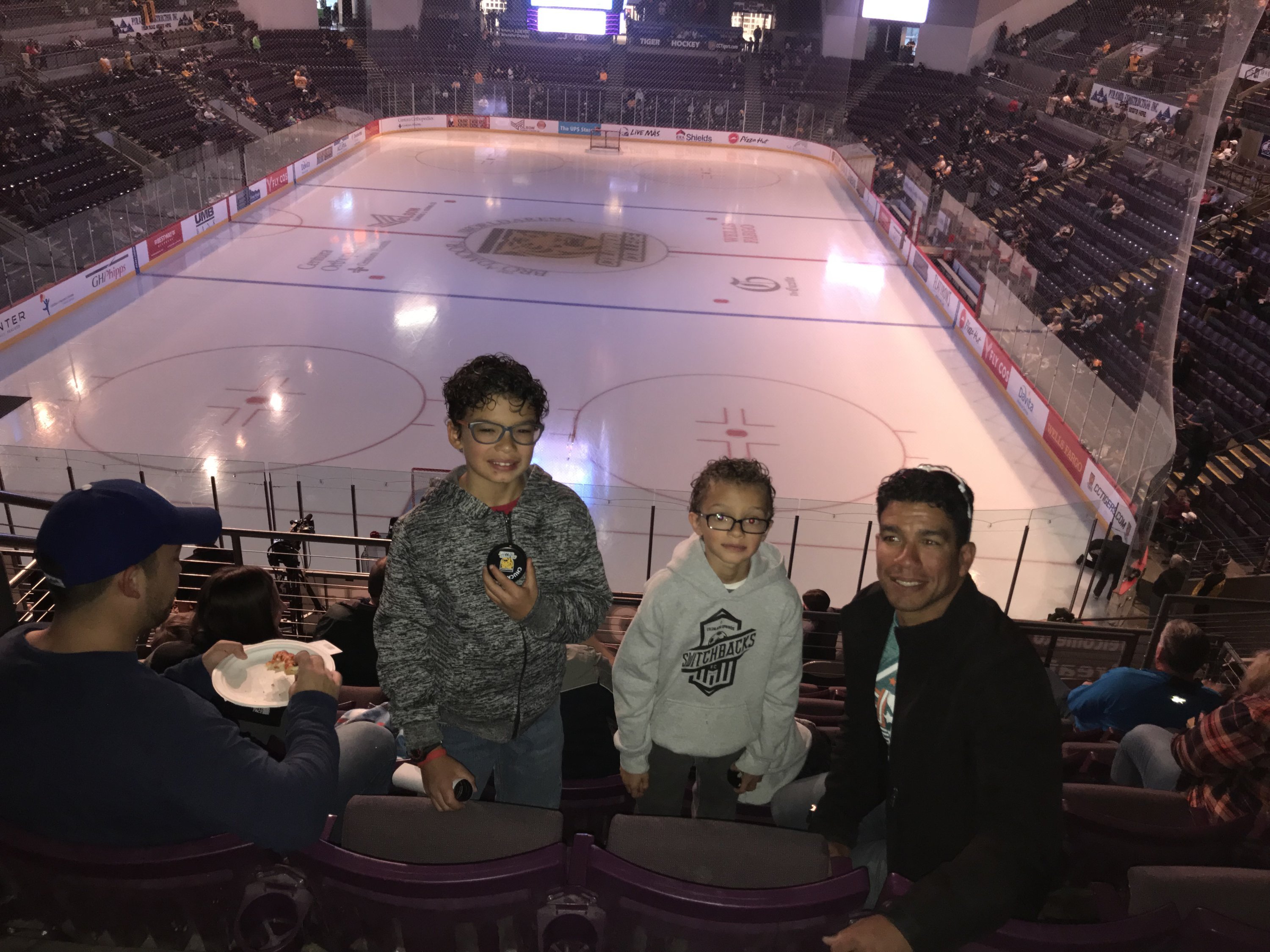 Colorado College Tigers vs. New Hampshire - NCAA Hockey