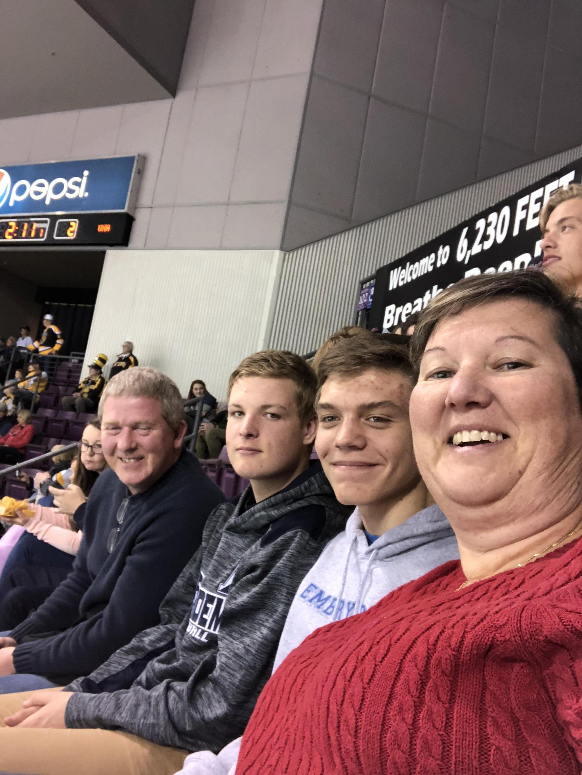 Colorado College Tigers vs. New Hampshire - NCAA Hockey