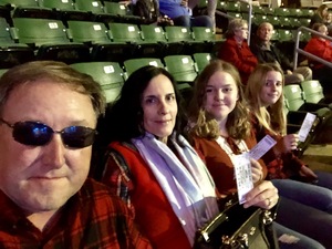 Cirque Music Holiday Wonderland