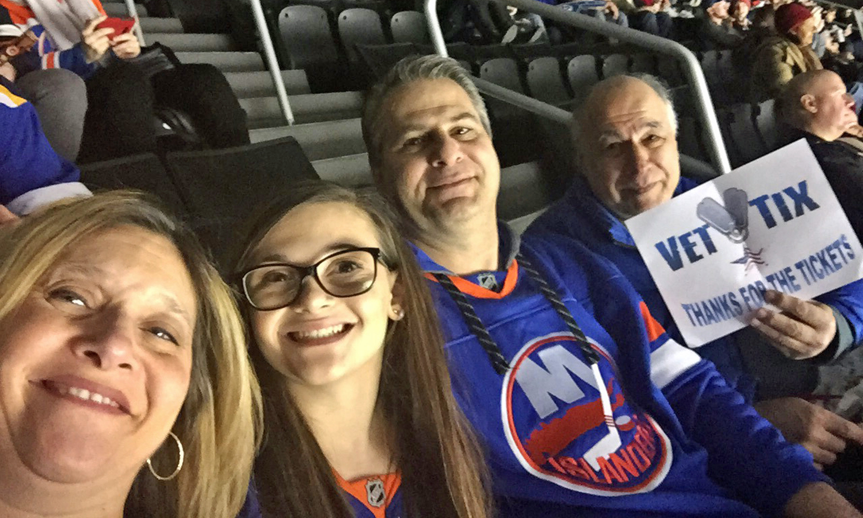 New York Islanders vs. St. Louis Blues - NHL