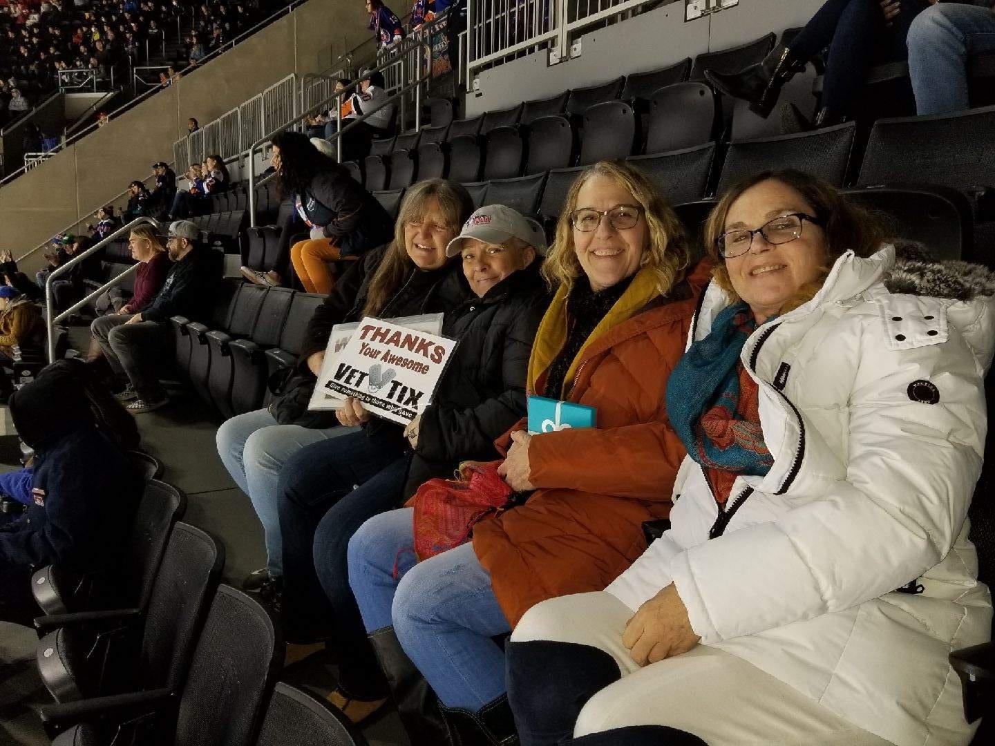 New York Islanders vs. St. Louis Blues - NHL