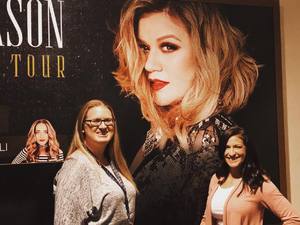 Kelly Clarkson: Meaning of Life Tour - Pop