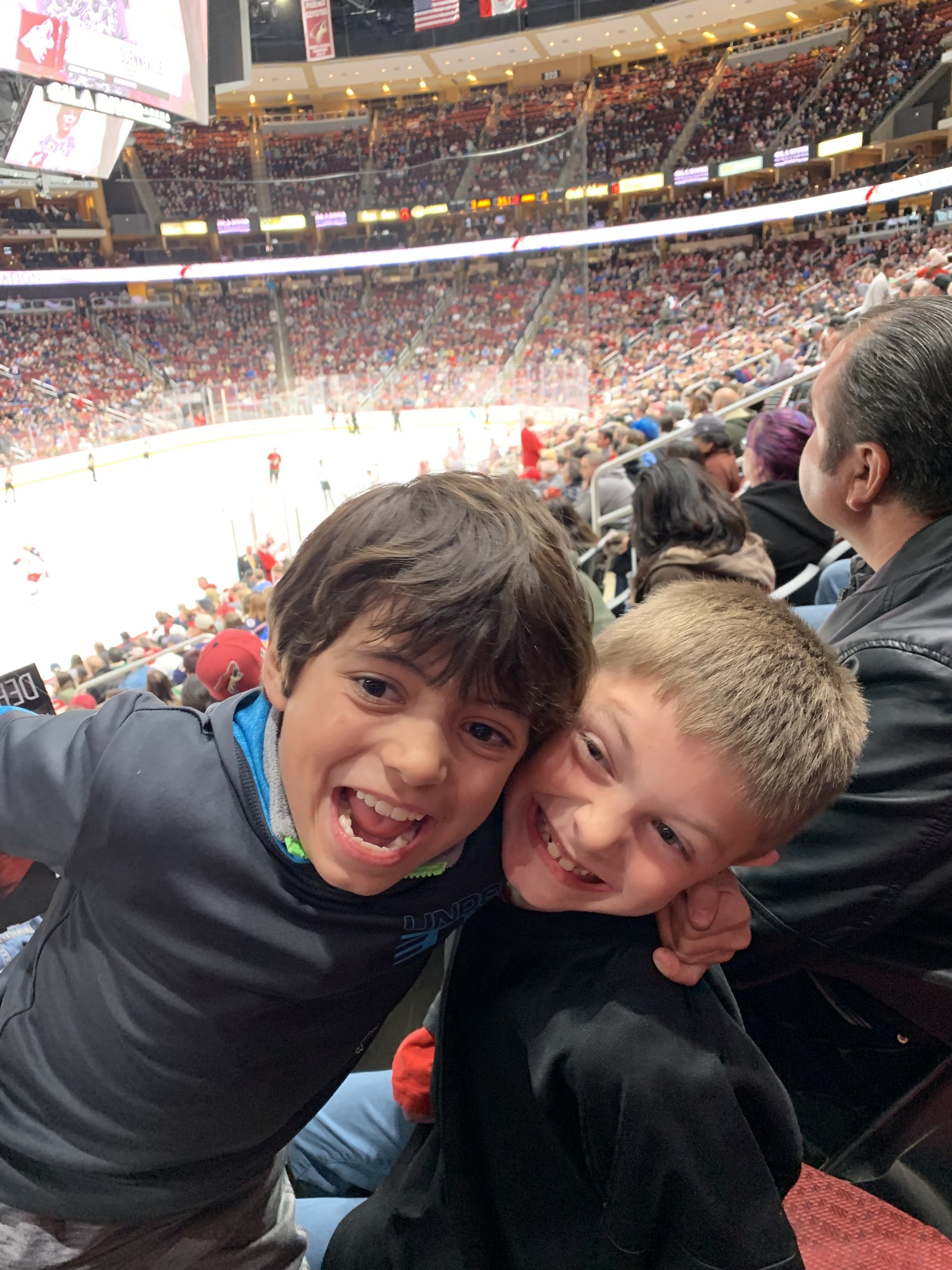Arizona Coyotes vs. Columbus Blue Jackets - NHL