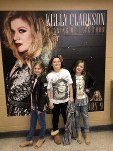 Kelly Clarkson