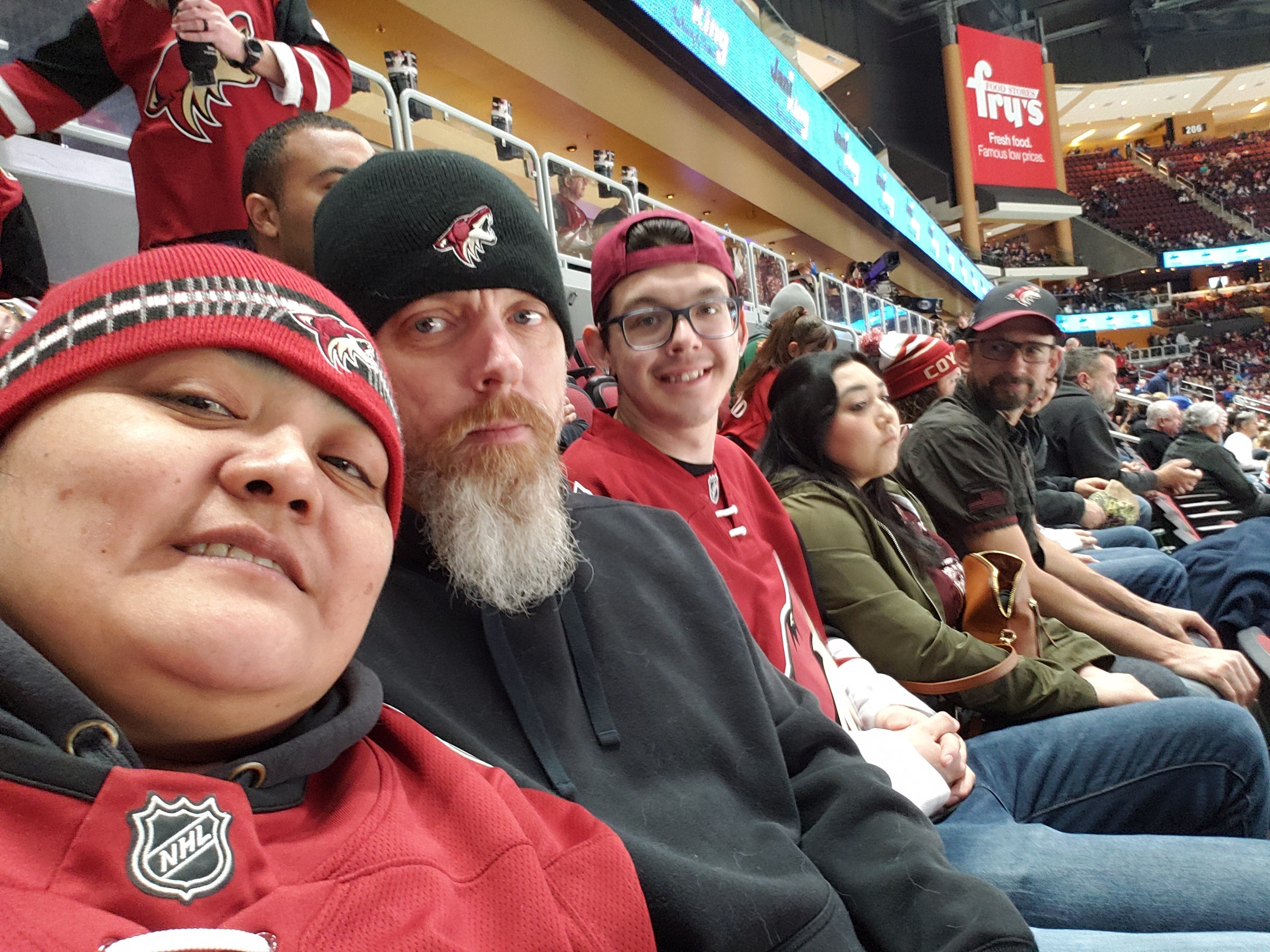 Arizona Coyotes vs. Vancouver Canucks - NHL