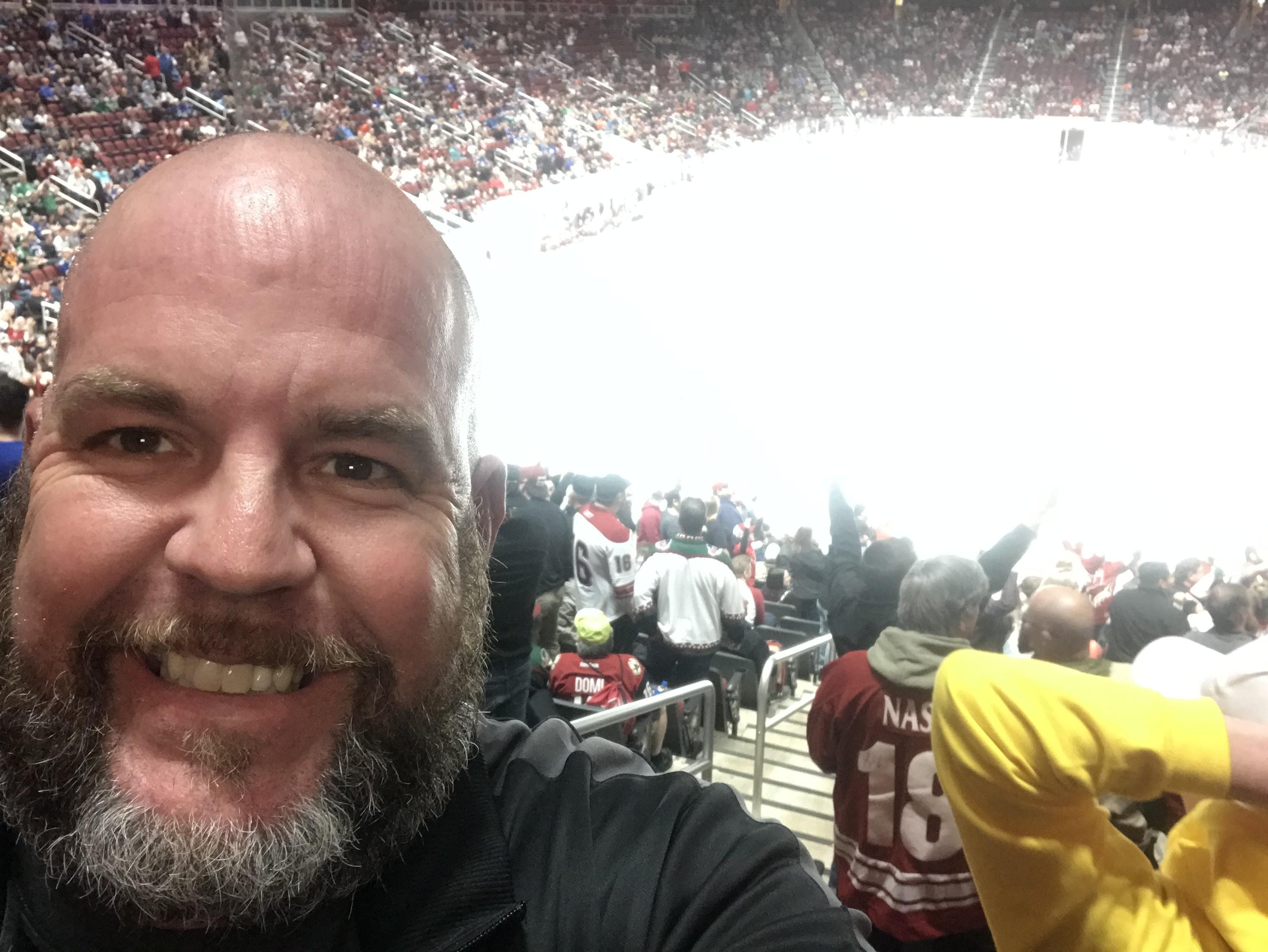 Arizona Coyotes vs. Vancouver Canucks - NHL