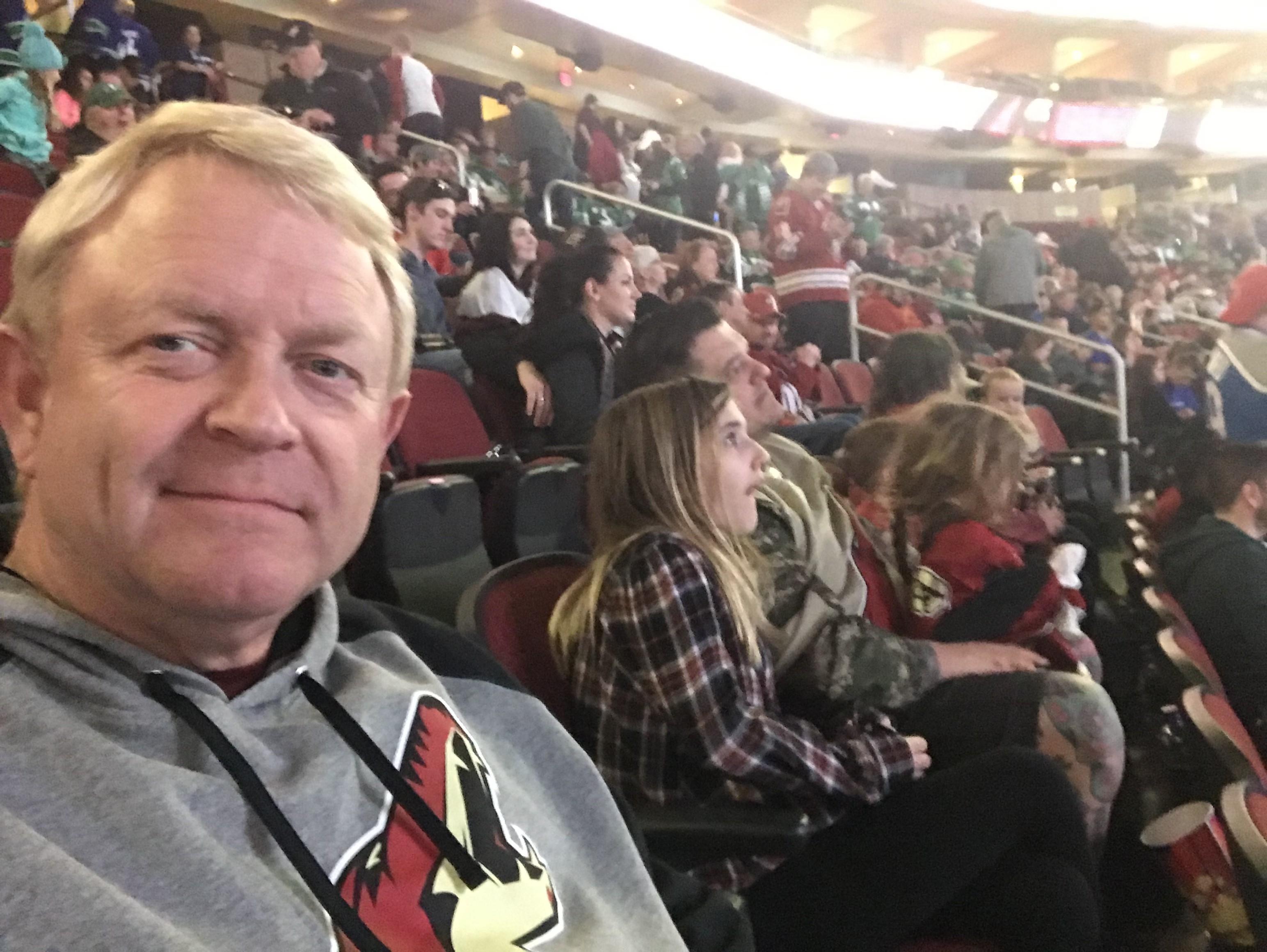 Arizona Coyotes vs. Vancouver Canucks - NHL