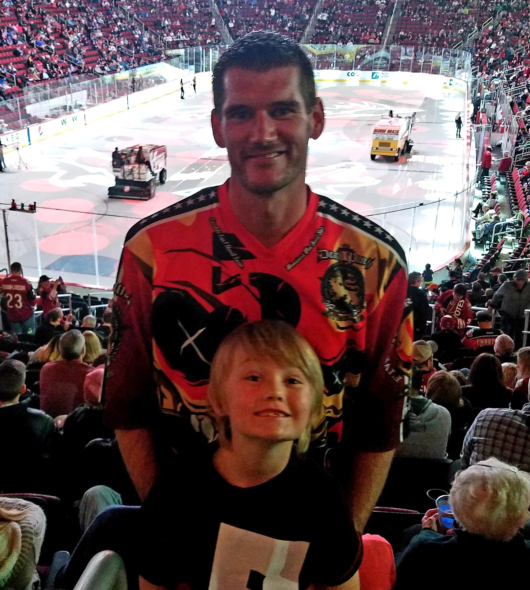 Arizona Coyotes vs. Vancouver Canucks - NHL