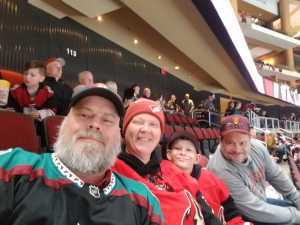 Arizona Coyotes vs. Vancouver Canucks - NHL