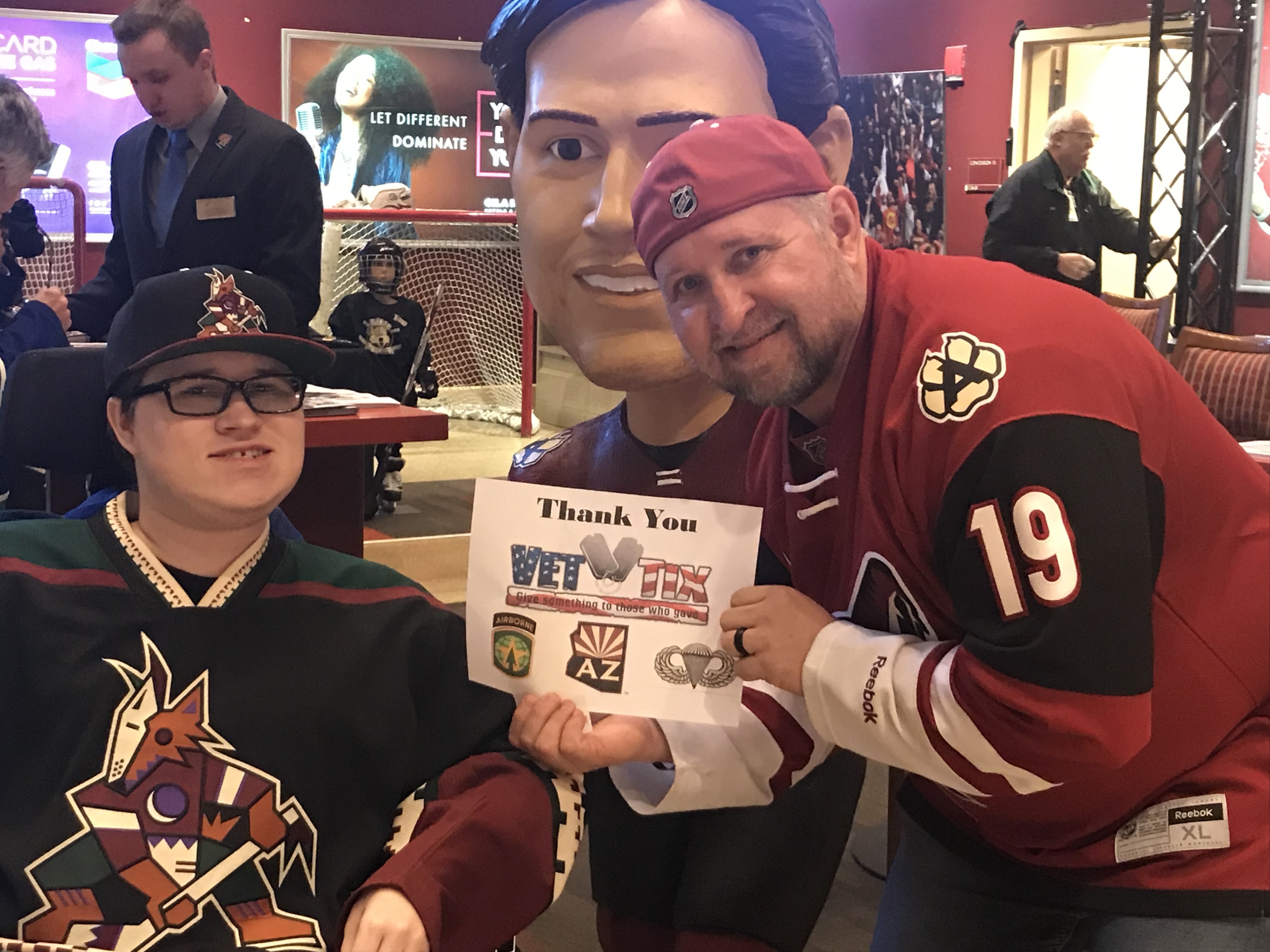Arizona Coyotes vs. Vancouver Canucks - NHL