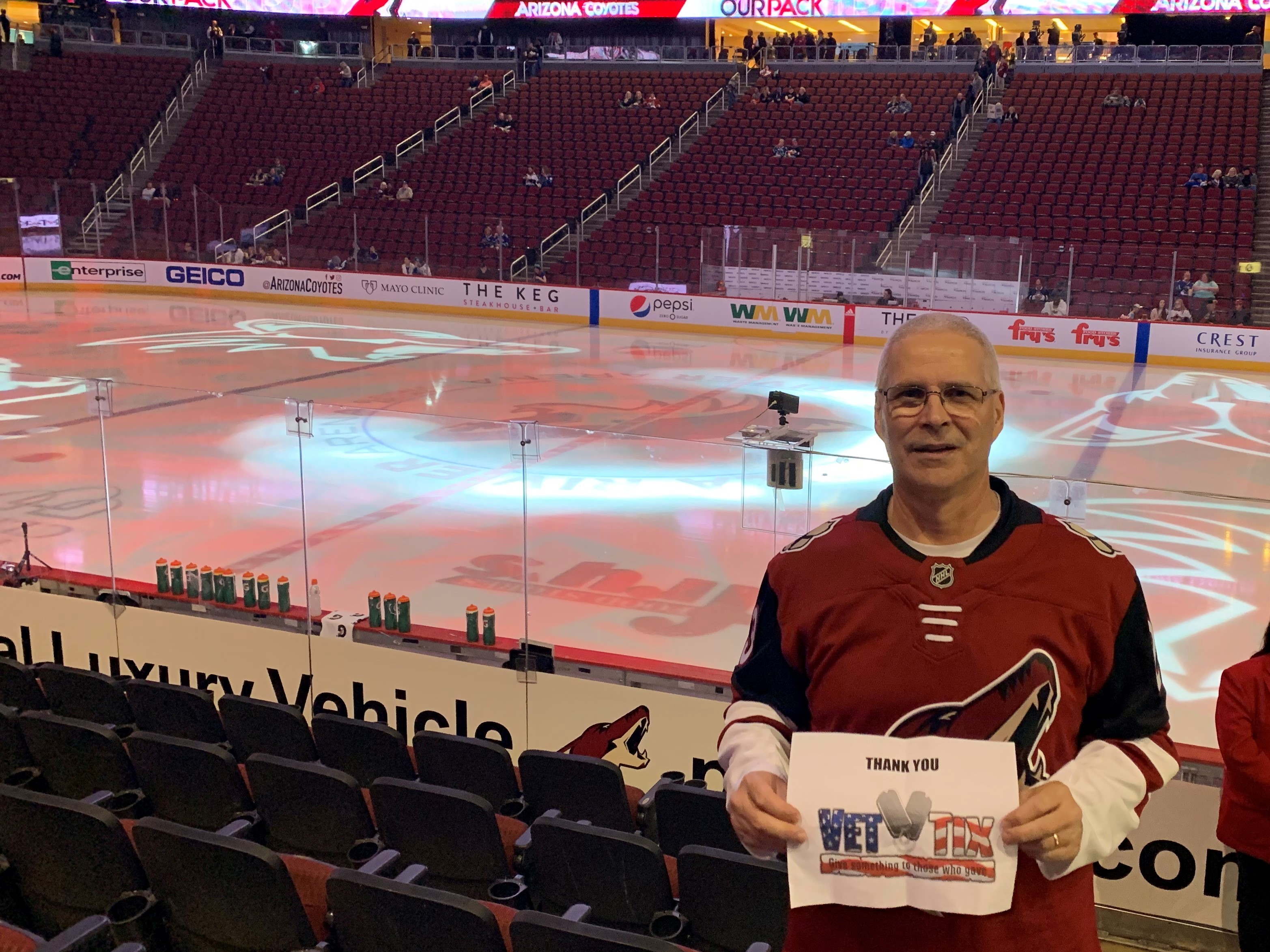 Arizona Coyotes vs. Vancouver Canucks - NHL