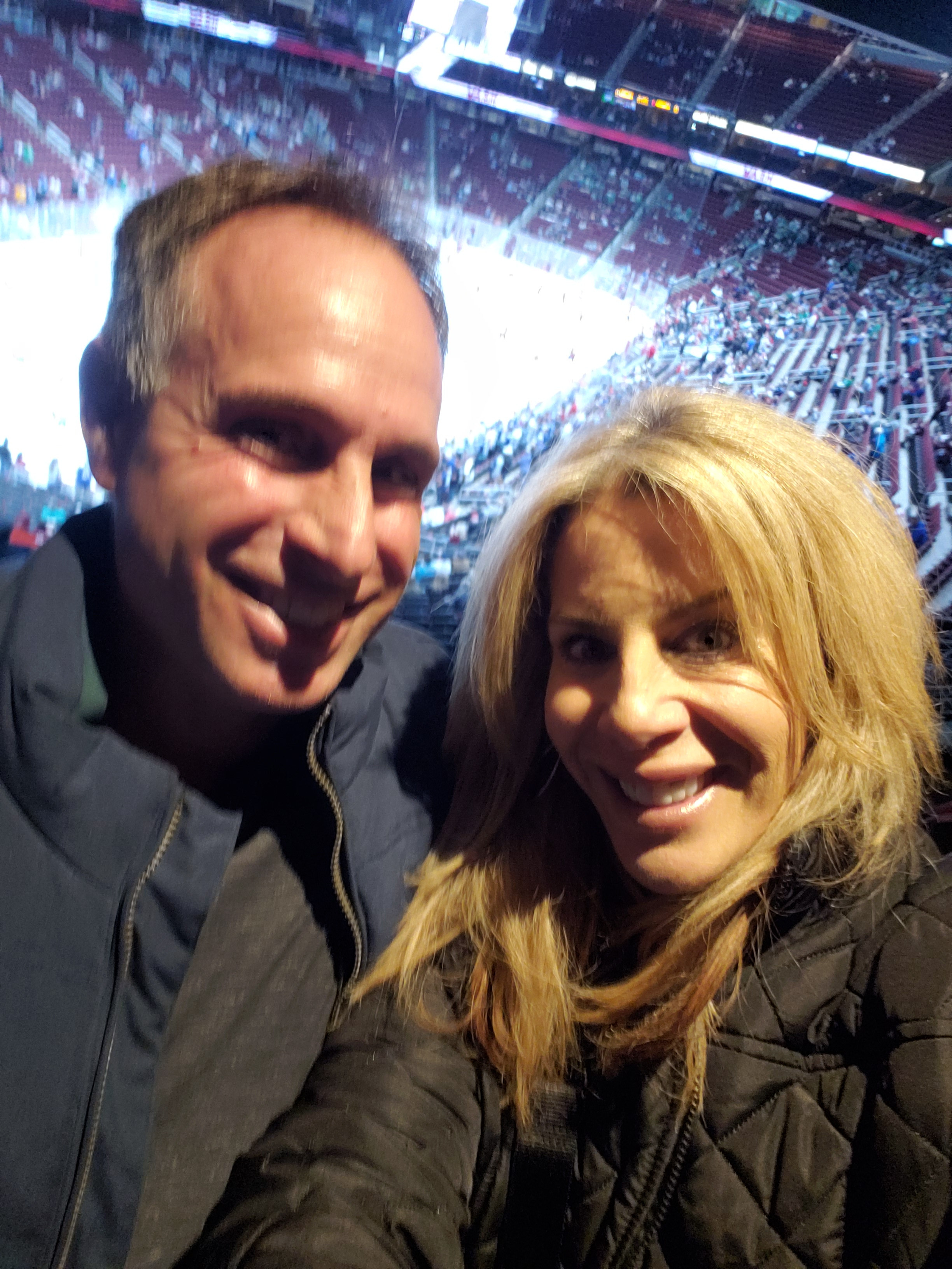 Arizona Coyotes vs. Vancouver Canucks - NHL