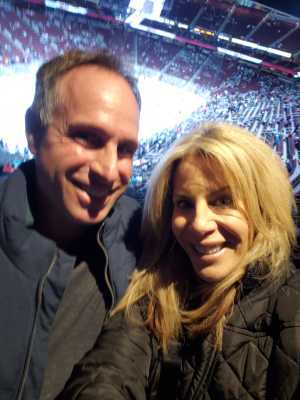 Arizona Coyotes vs. Vancouver Canucks - NHL