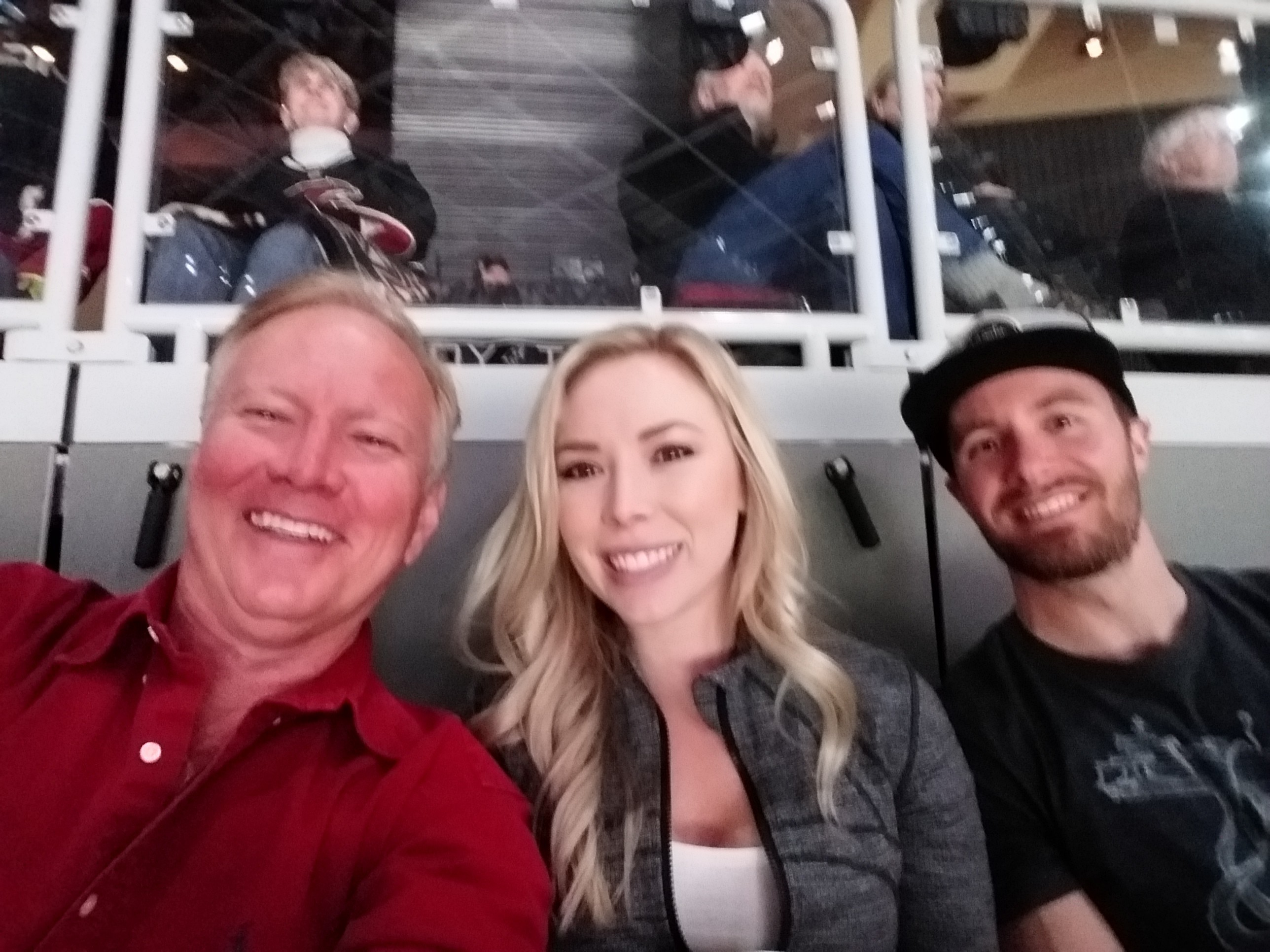 Arizona Coyotes vs. Vancouver Canucks - NHL