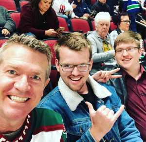 Arizona Coyotes vs. Vancouver Canucks - NHL