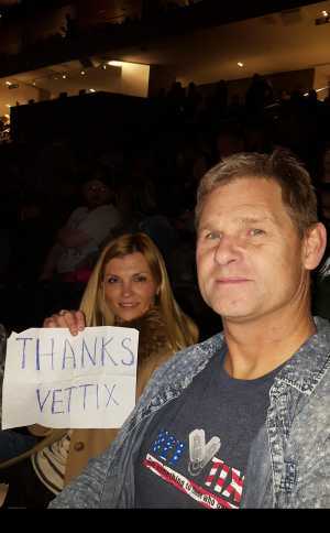 Kiss: End of the Road World Tour - Pop