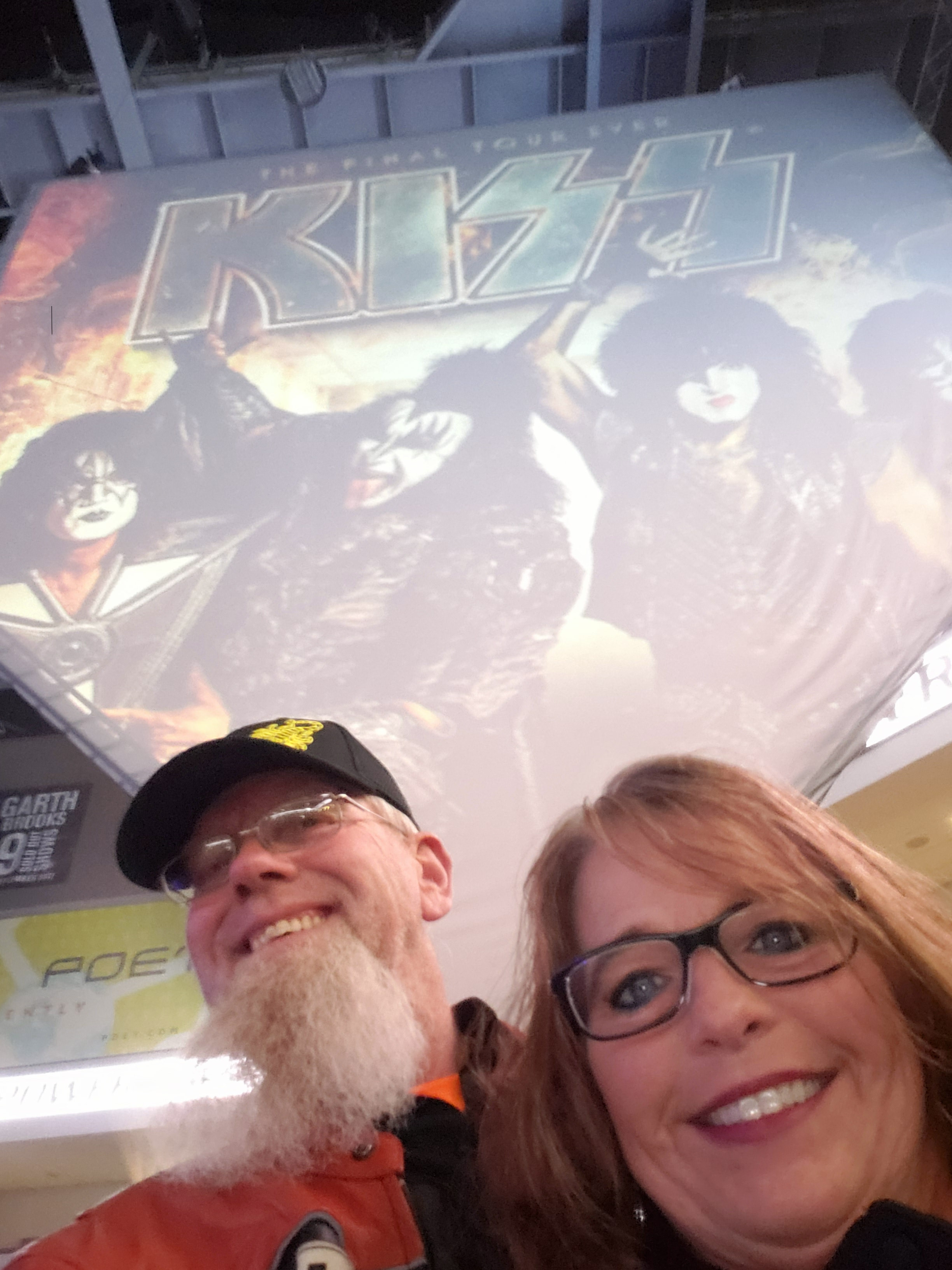 Kiss: End of the Road World Tour - Pop