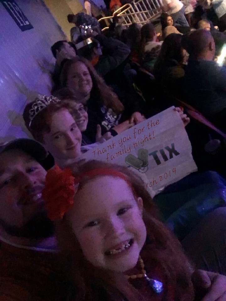 Disney on Ice Presents Dare to Dream