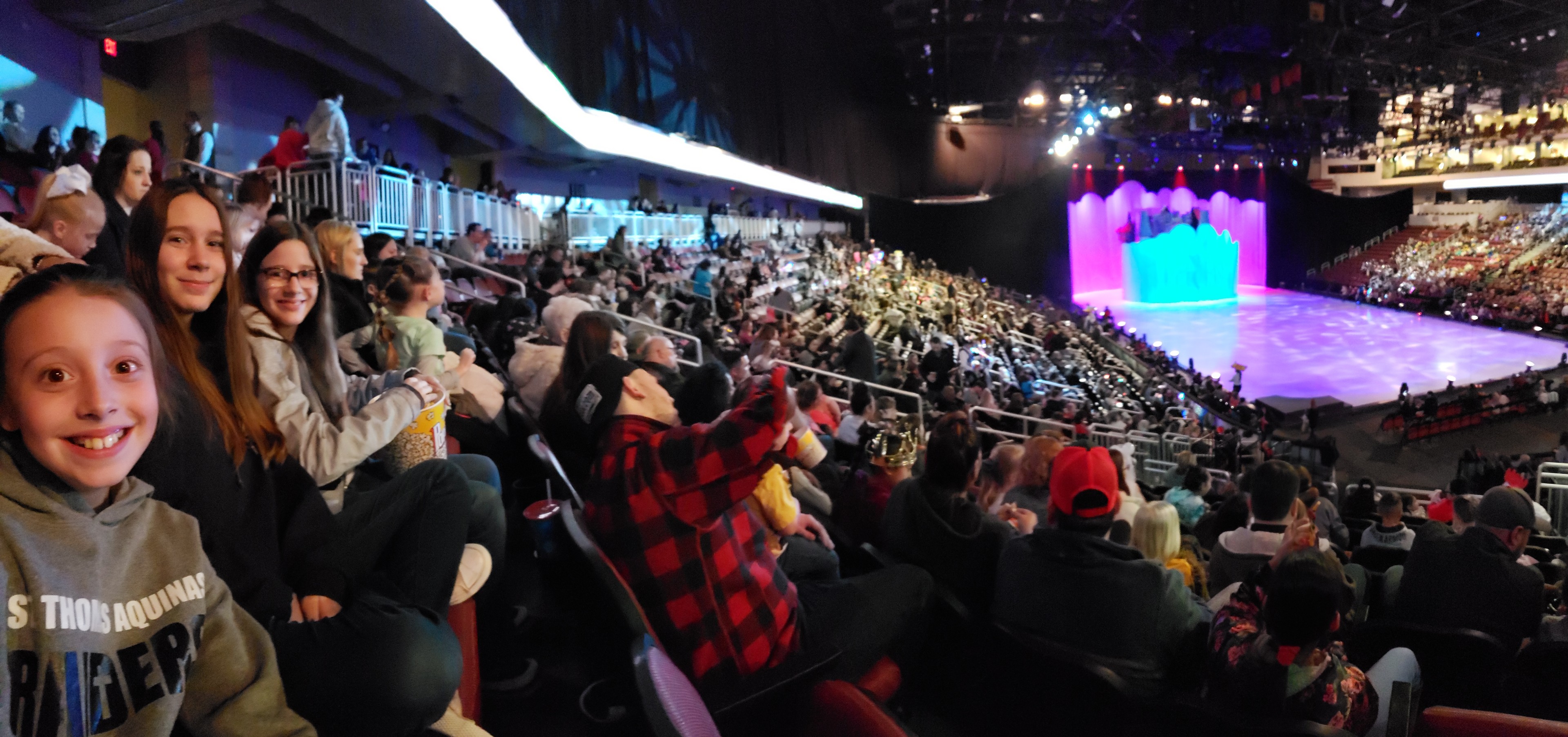Disney on Ice Presents Dare to Dream