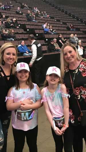 Kelly Clarkson: Meaning of Life Tour