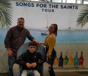 Kenny Chesney: Songs for the Saints Tour - Country