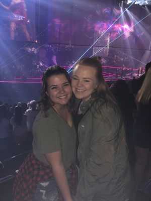 Carrie Underwood: the Cry Pretty Tour 360 - Standing Room Only
