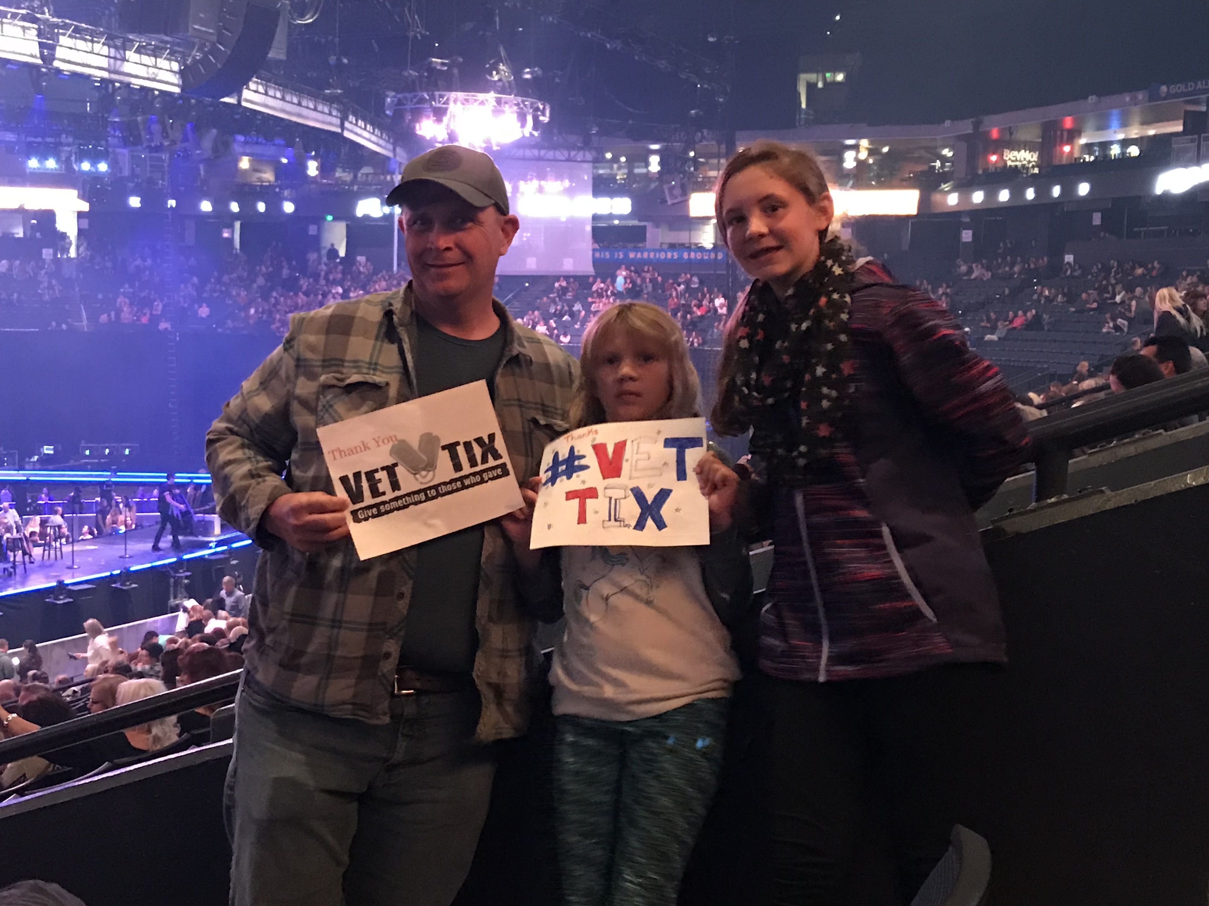 Carrie Underwood: the Cry Pretty Tour 360 - Country