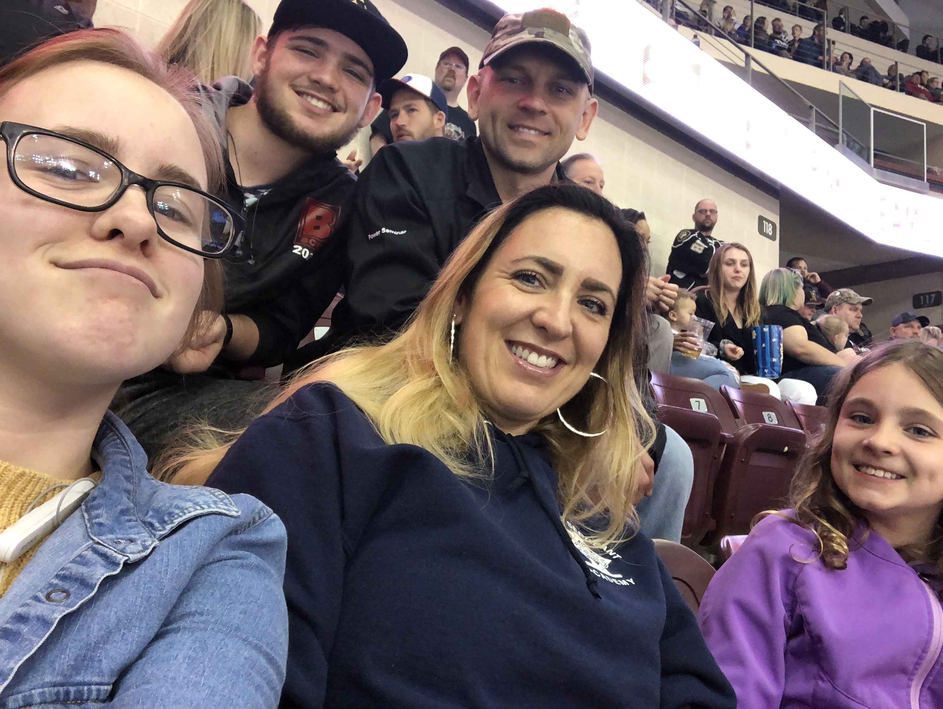 Hershey Bears - 2019 Calder Cup Playoffs - Round 1, Home Game 2 - Minor League