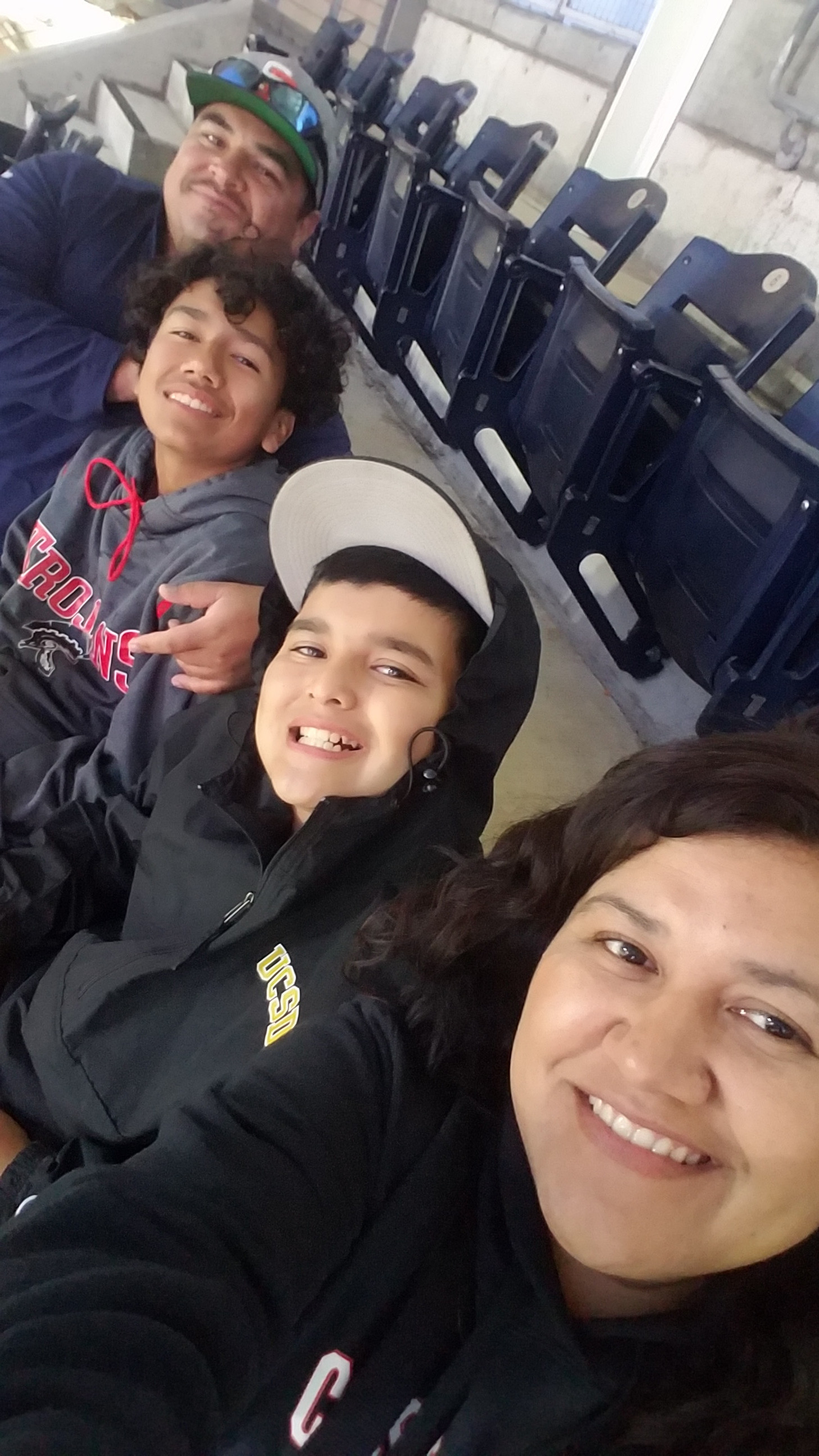 San Diego Padres vs. Pittsburgh Pirates - MLB