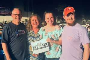 Chris Young: Raised on Country Tour - Country