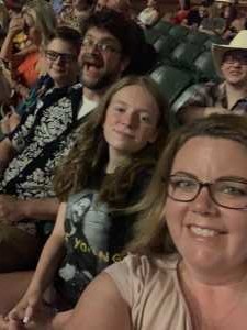 Chris Young: Raised on Country Tour - Country