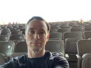 Chris Young: Raised on Country Tour - Country