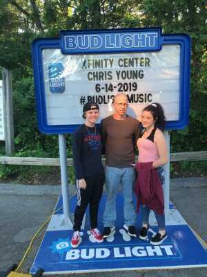 Chris Young: Raised On Country Tour