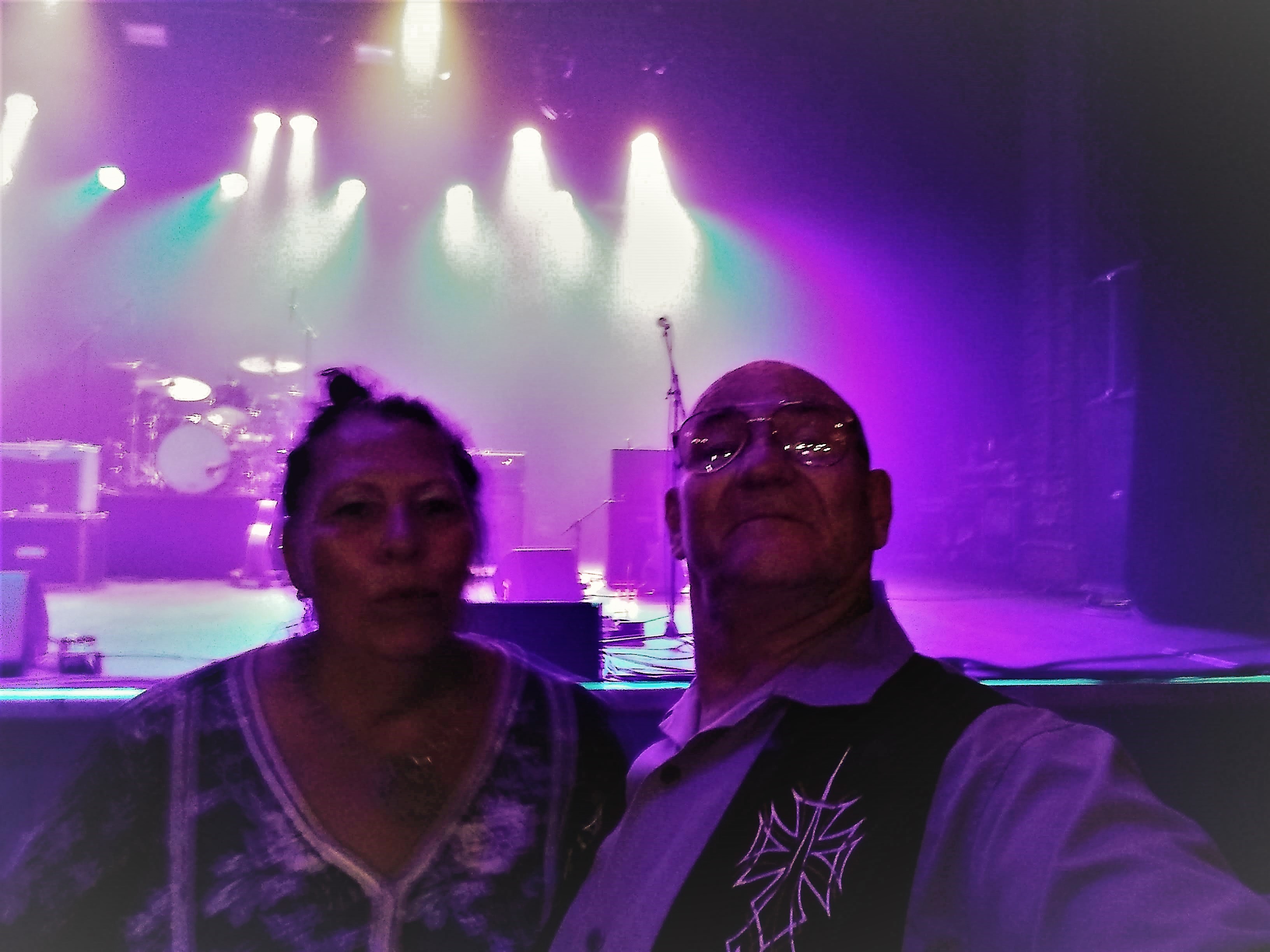 Singer-songwriter Ward Davis With Pearl - General Admission