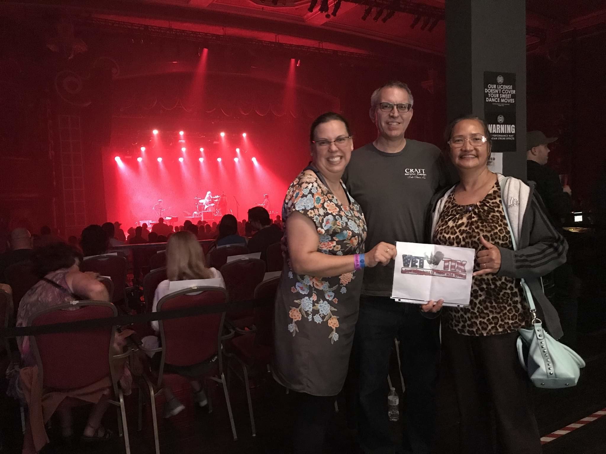 Singer-songwriter Ward Davis With Pearl - General Admission