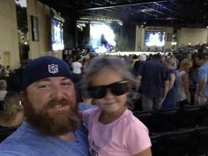 Chris Young: Raised on Country Tour - Country