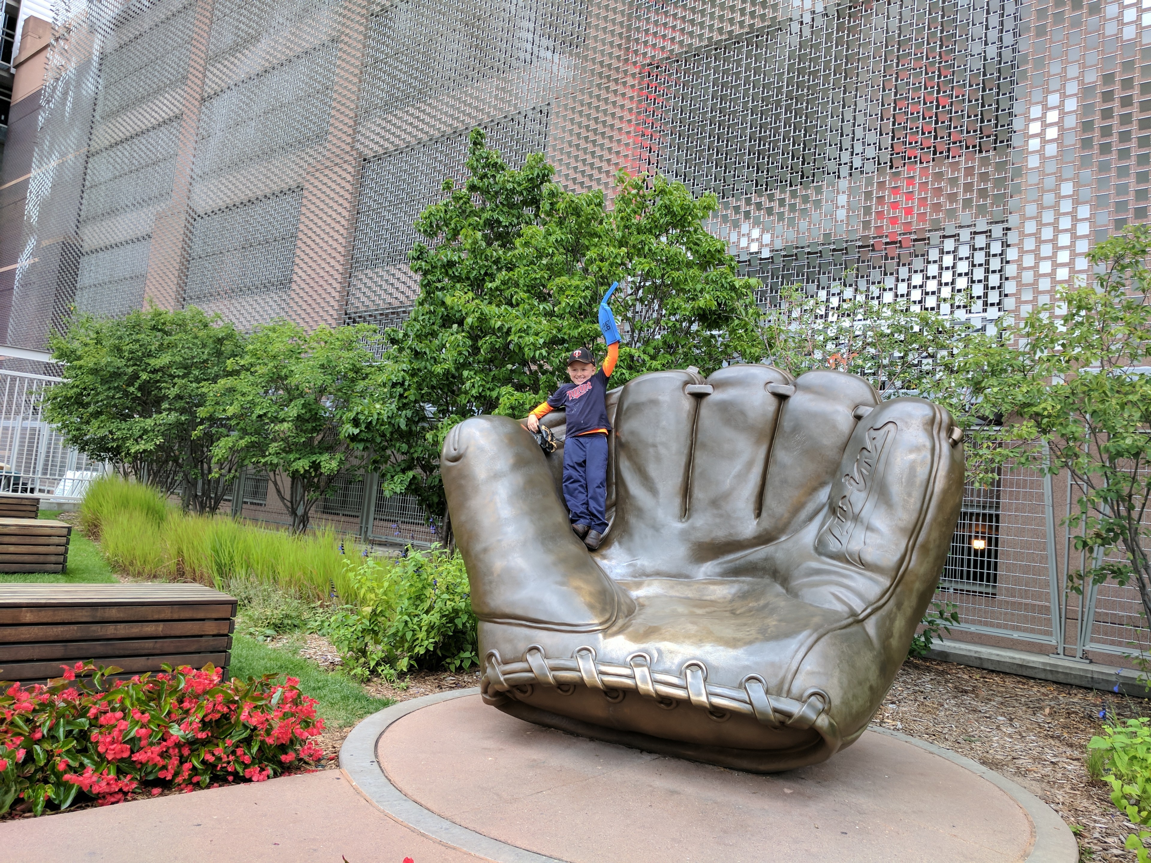 Minnesota Twins vs. Atlanta Braves - MLB