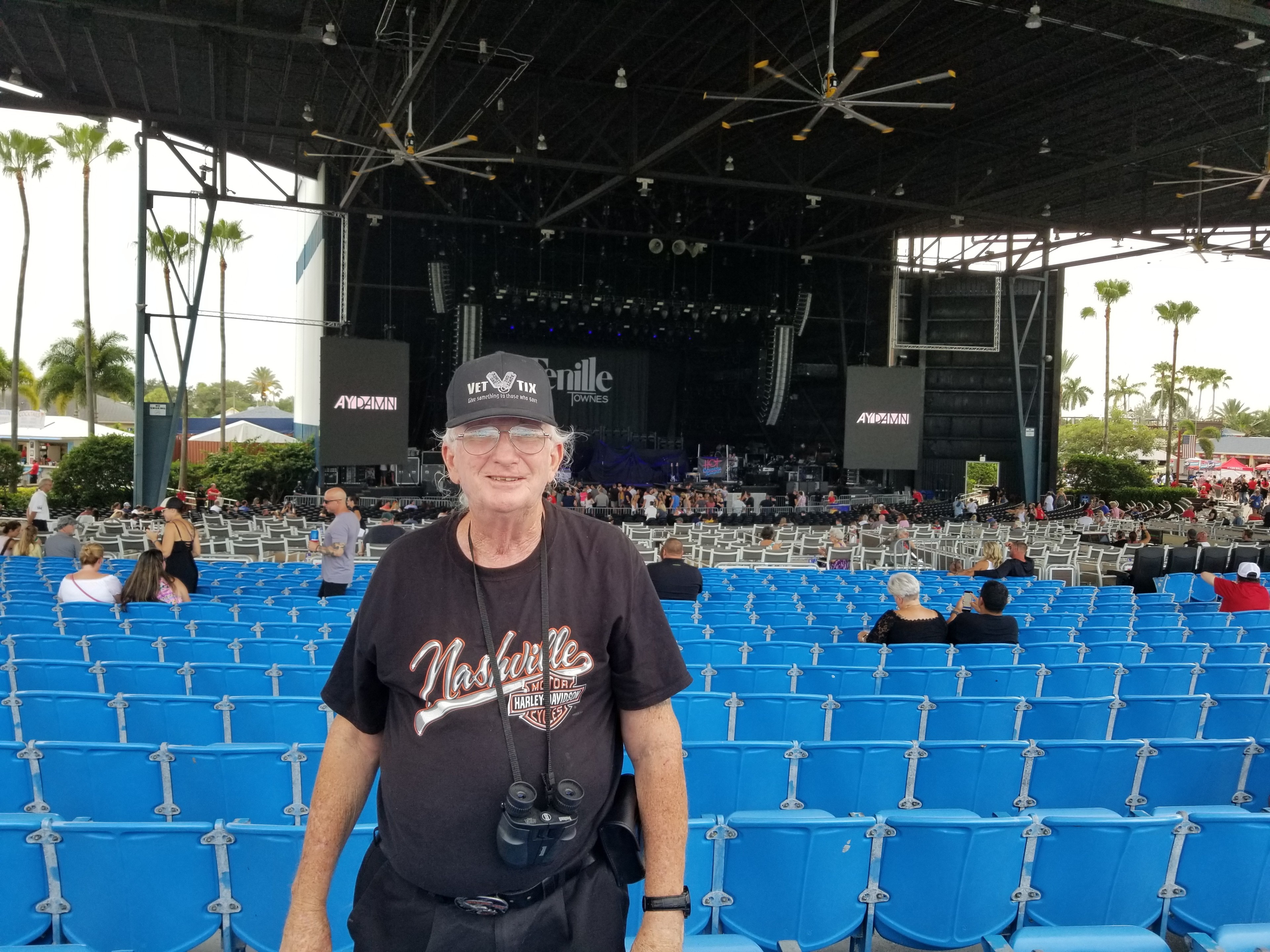 Dierks Bentley: Burning Man 2019 - Country