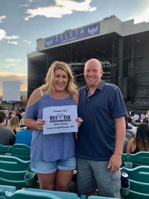 Chris Young: Raised on Country Tour - Country