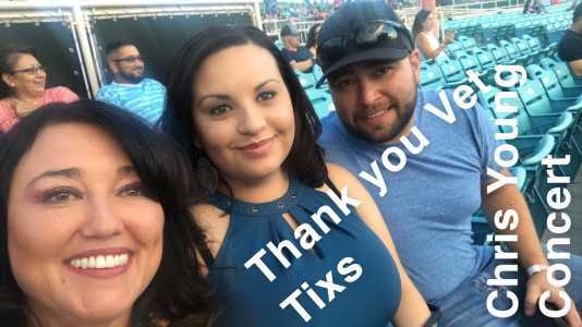 Chris Young: Raised on Country Tour - Country