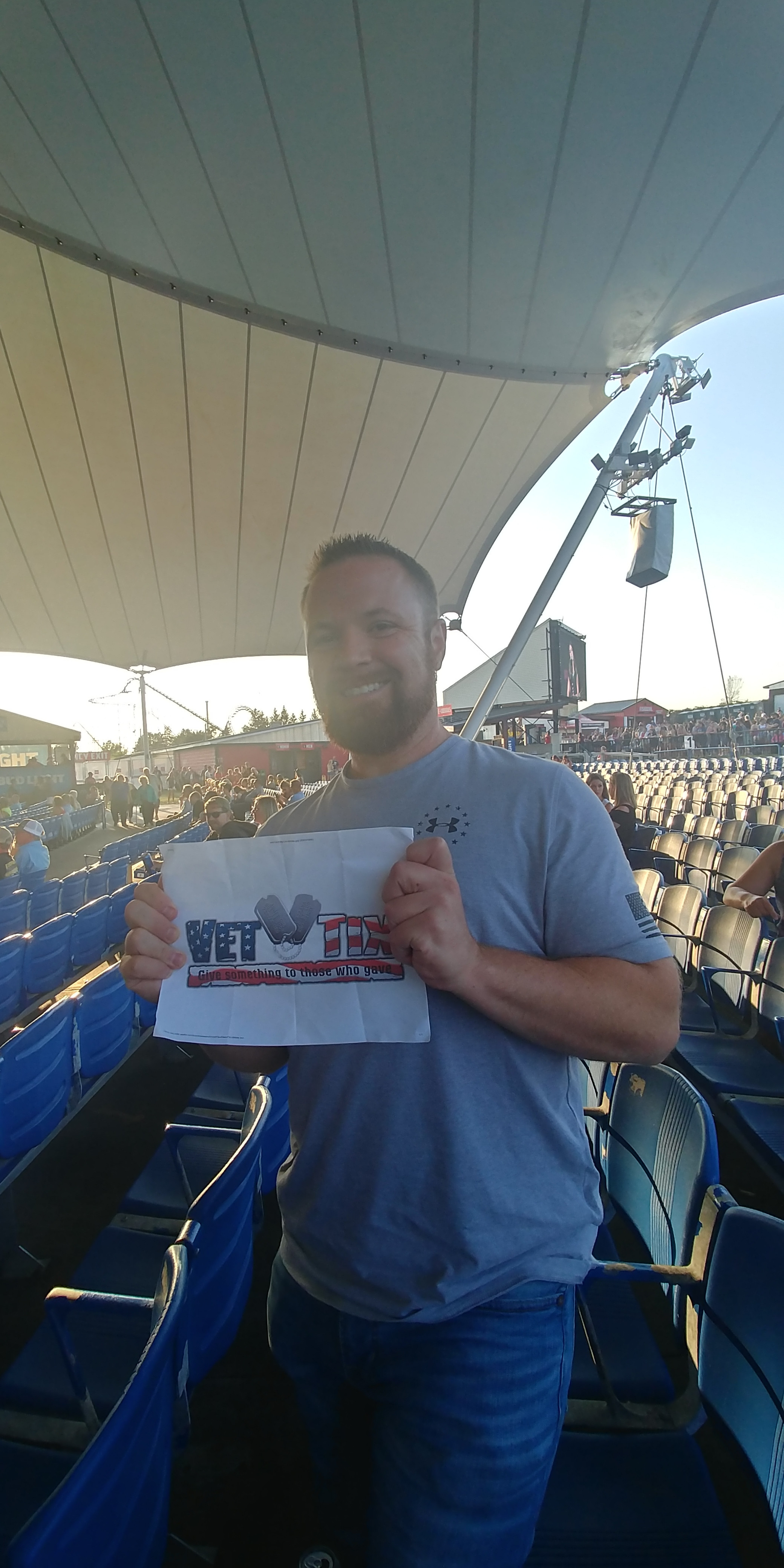 Dierks Bentley: Burning Man 2019 - Country