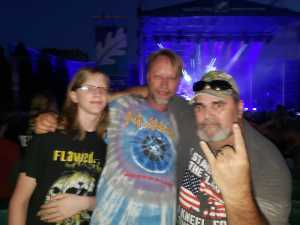 Ted Nugent: the Music Made Me Do It Again - Pop