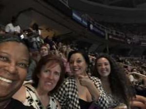 Jonas Brothers: Happiness Begins Tour - Pop